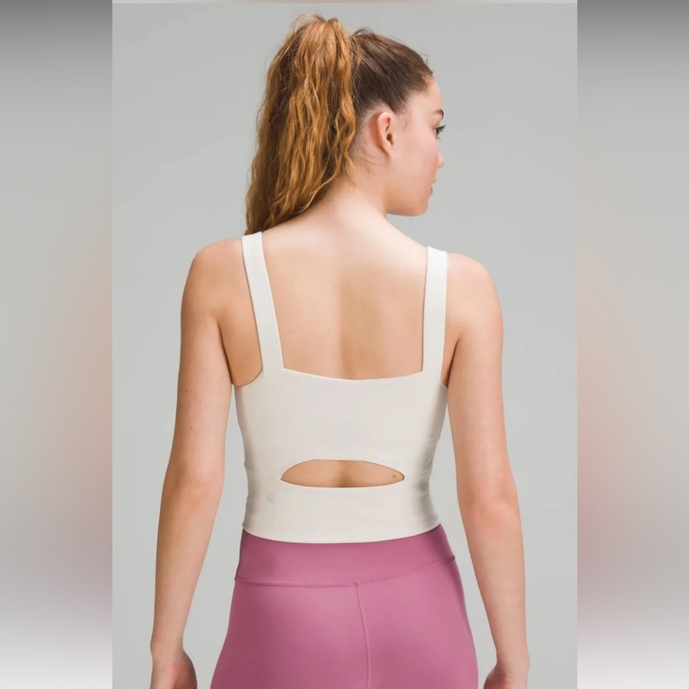 NWOT Lululemon Wunder Train Straight Strap Tank in Bone size 2